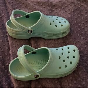 CROCS Green Sandals with Ventilated Design